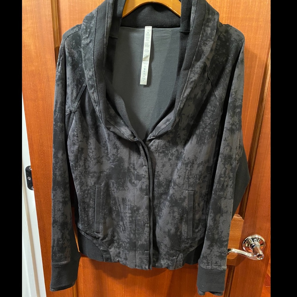 Lululemon sweater zip up